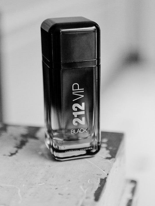 Carolina Herrera 212 VIP Men Black Eau De Parfum Spray 100ml