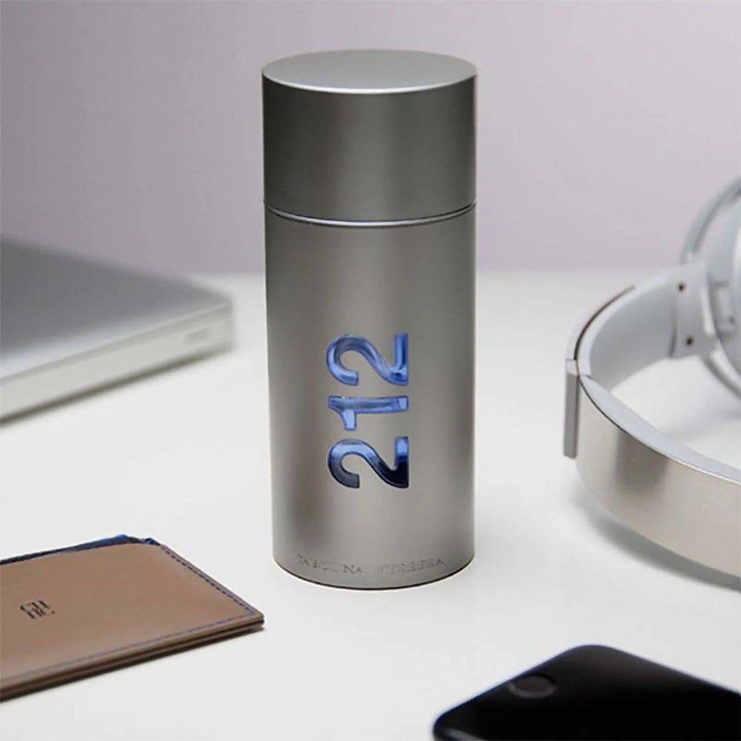 Carolina Herrera 212 Eau De Toilette Spray 100ml