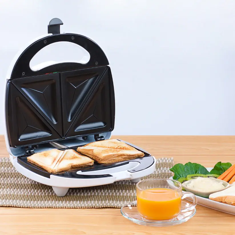 Domestic King 2 Slice White Sandwich Maker 750W- DK180100