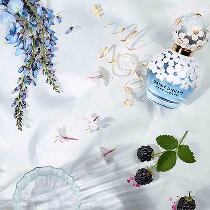 Marc Jacobs Daisy Dream EDT 30ml - Airy Floral Whimsy