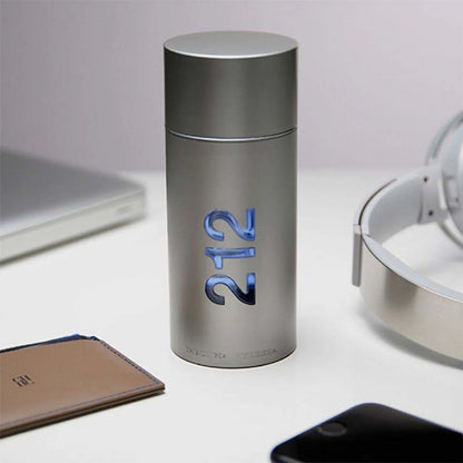 Carolina Herrera 212 Eau De Toilette Spray 100ml