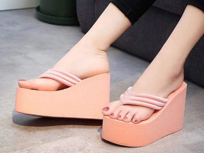 Women Fashion Summer Chunky Sole Wedges Heels Flip Flops Casual Shoes New Arrival Waterproof Taiwan Slippers Sexy Lady Sandals