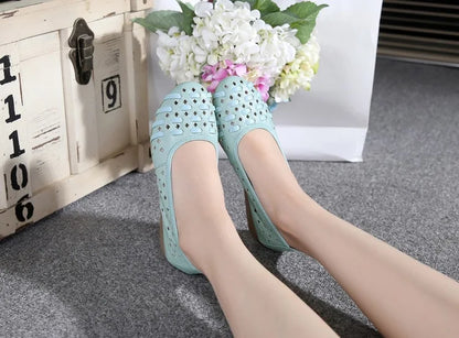 WOIZGIC Mother Women Shoes Sandals Flats Hollow Out Genuine Leather Slip On Loafers Soft Summer Beach Vintage Plus Size 42 43