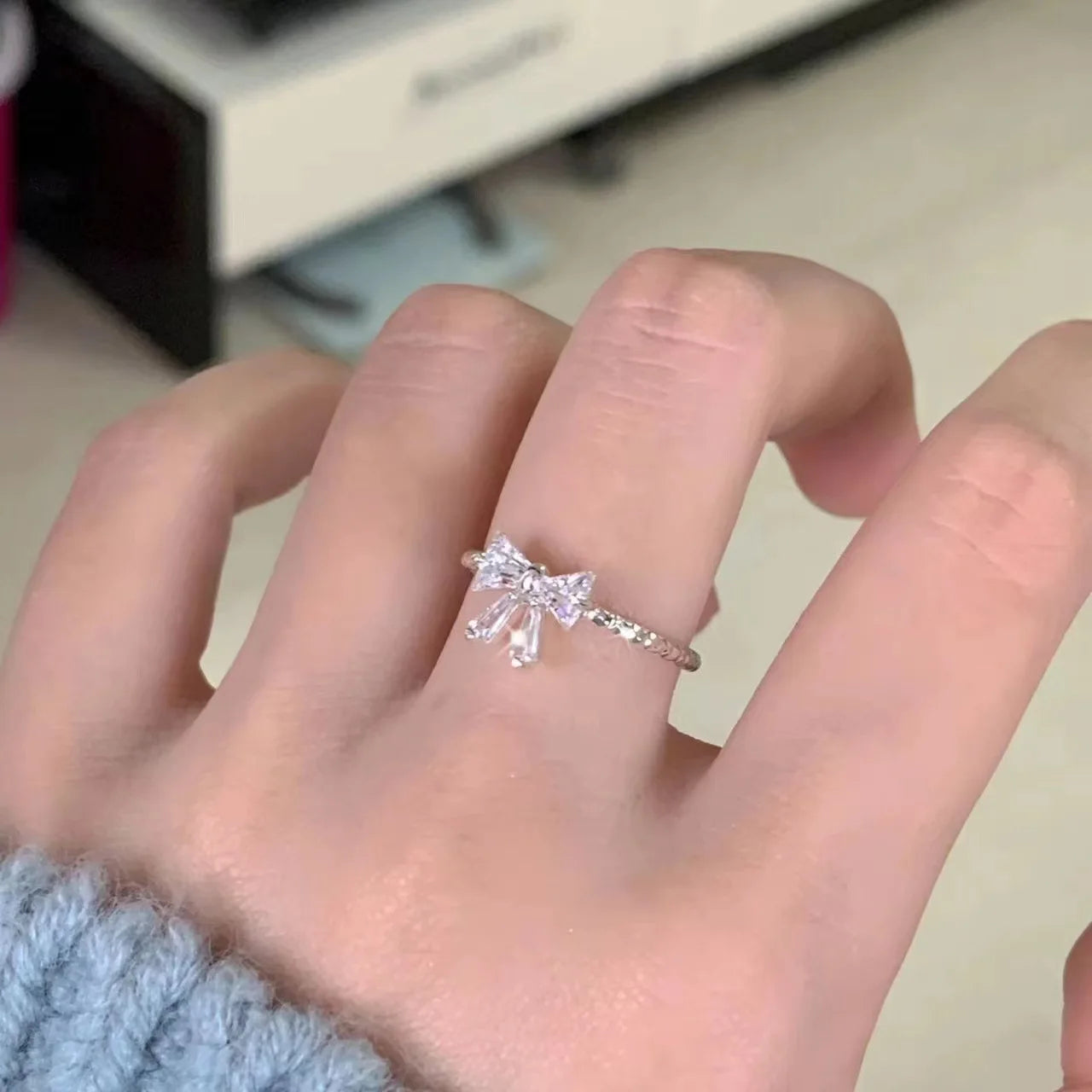 Romantic Lovely White Bowknot Rings Female Girls Exquisite Jewelry Ring with Shiny Bow Tie Zircon for Party Dating Lovers Gifts