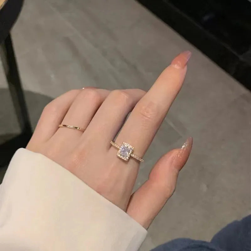 Romantic Lovely White Bowknot Rings Female Girls Exquisite Jewelry Ring with Shiny Bow Tie Zircon for Party Dating Lovers Gifts